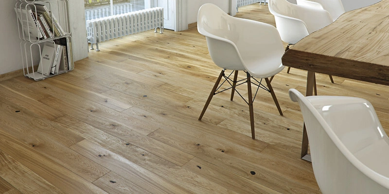 Entdecken Sie Parkett, Vinylboden, Laminat, Korkboden und Designb&ouml;den f&uuml;hrender Hersteller. Hochwertige Bodenbel&auml;ge mit passendem Zubeh&ouml;r f&uuml;r Neubau, Renovierung und Modernisierung.