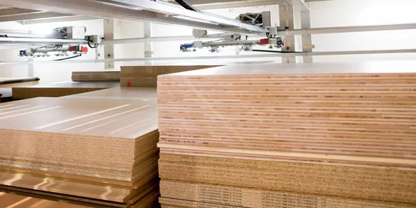 Gro&szlig;e Auswahl an Spanplatten, MDF, HDF, Multiplex, Sperrholz, OSB und weiteren Holzwerkstoffen f&uuml;r M&ouml;belbau, Innenausbau und professionelle Anwendungen.