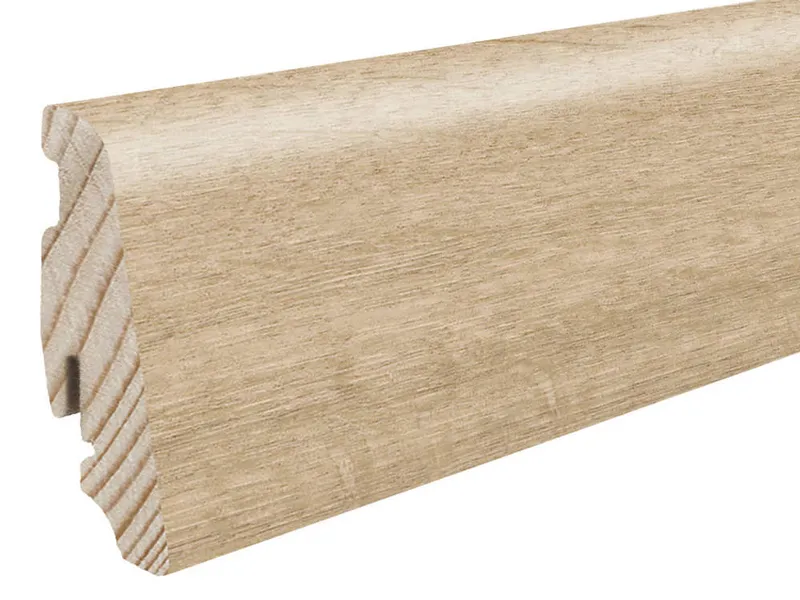\\192.168.193.69\shop\Leisten\Massive Sockelleisten\pb_414289_stecksockelleiste_massivholzkern_19x58mm_19x58mm_eiche_provence_puro_plz.jpg