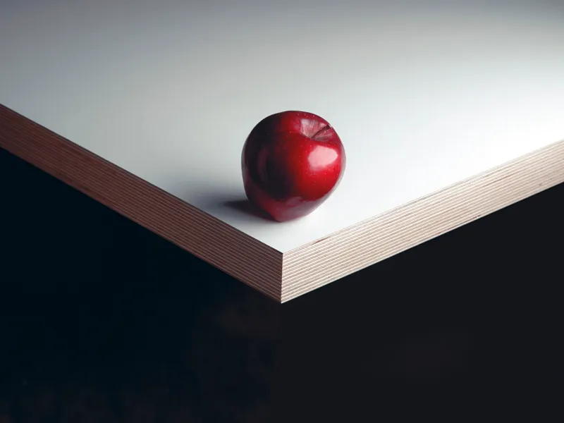 \\192.168.193.69\shop\Plattenwerkstoffe\Sperrholz_Tischlerplatten\Sperrholz Standard\pb_KoskiForm-Melamine-Sperrholzplatte_Birke_Melaminharzfilm-(220g)-Weiß.jpg