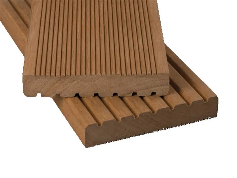 \\192.168.193.69\Shop\Holz im Garten\Terrassendielen\Bangkirai\Terrassendiele Bangkirai Select KD\Pb_Terrassendiele_Bangkirai_Select_KD_geriffelt_genutet.jpg