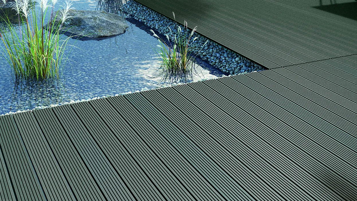 Terrassendiele Simply-Deck Pro WPC