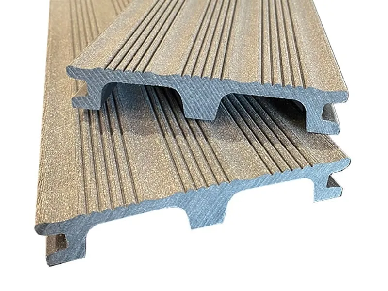 \\192.168.193.69\shop\Holz im Garten\Terrassendielen\Megawood\Simply-Deck\Pb_Terrassendiele_Simply_Deck_Basic_WPC_einseitig_teilgeriffelt_grau.jpg