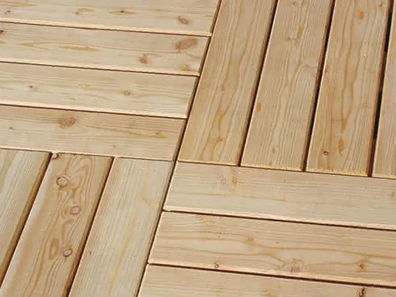 Terrassenfliese L&auml;rche