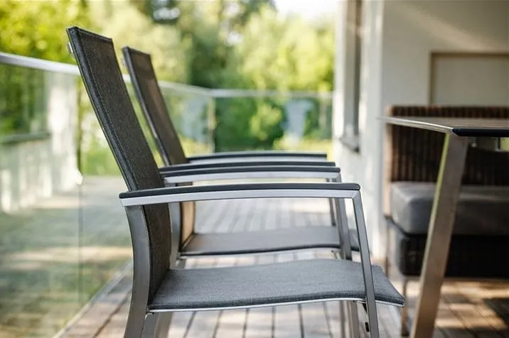 STERN Stapelsessel Mika