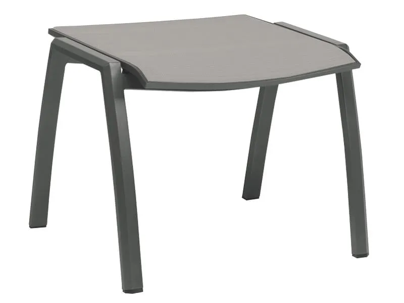 STERN Hocker Kari