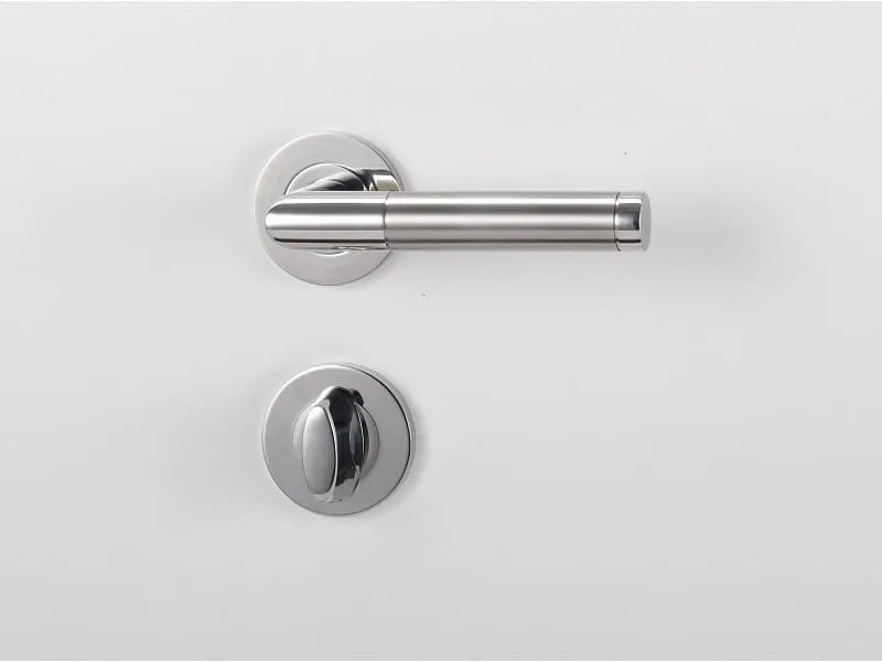 \\192.168.193.69\Shop\T&uuml;ren\Zubeh&ouml;r\T&uuml;rgarnituren\Griffwerk Modell Loredana\Griffwerk_Loredana-Prof_WC_ep.jpg