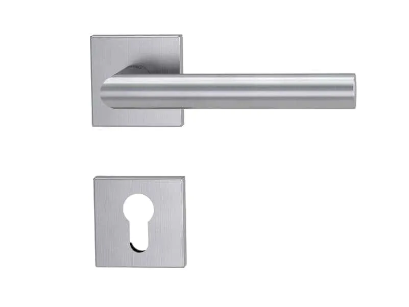 \\192.168.193.69\Shop\T&uuml;ren\Zubeh&ouml;r\T&uuml;rgarnituren\Griffwerk Modell Lucia\Pb_Griffwerk_Lucia_Square_PZ_Edelstahl_matt_Klipprosette.jpg