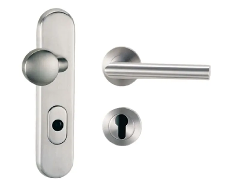 \\192.168.193.69\Shop\T&uuml;ren\Zubeh&ouml;r\Schutzbeschl&auml;ge\Griffwerk Modell Titano\Pb_Griffwerk_Schutzbeschlag_Titano_Lucia_SB_882_PZ_ZA_ES1_S2_Edelstahl_matt.jpg