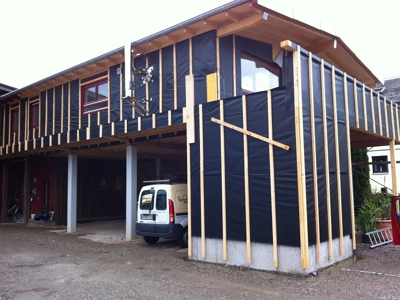 \\192.168.193.69\shop\Isolierung und D&auml;mmung\Isoliermaterial\Fassadenbahn\AB_Ampatop_Fblack.JPG